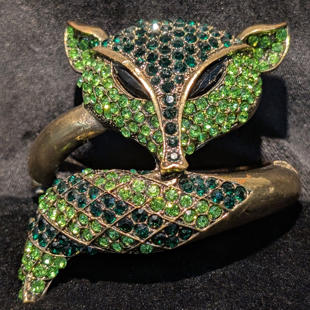 Green and Gold Fox Design Bracelet